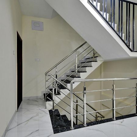 אינדורה Oyo Hotel Dr Greens מראה חיצוני תמונה