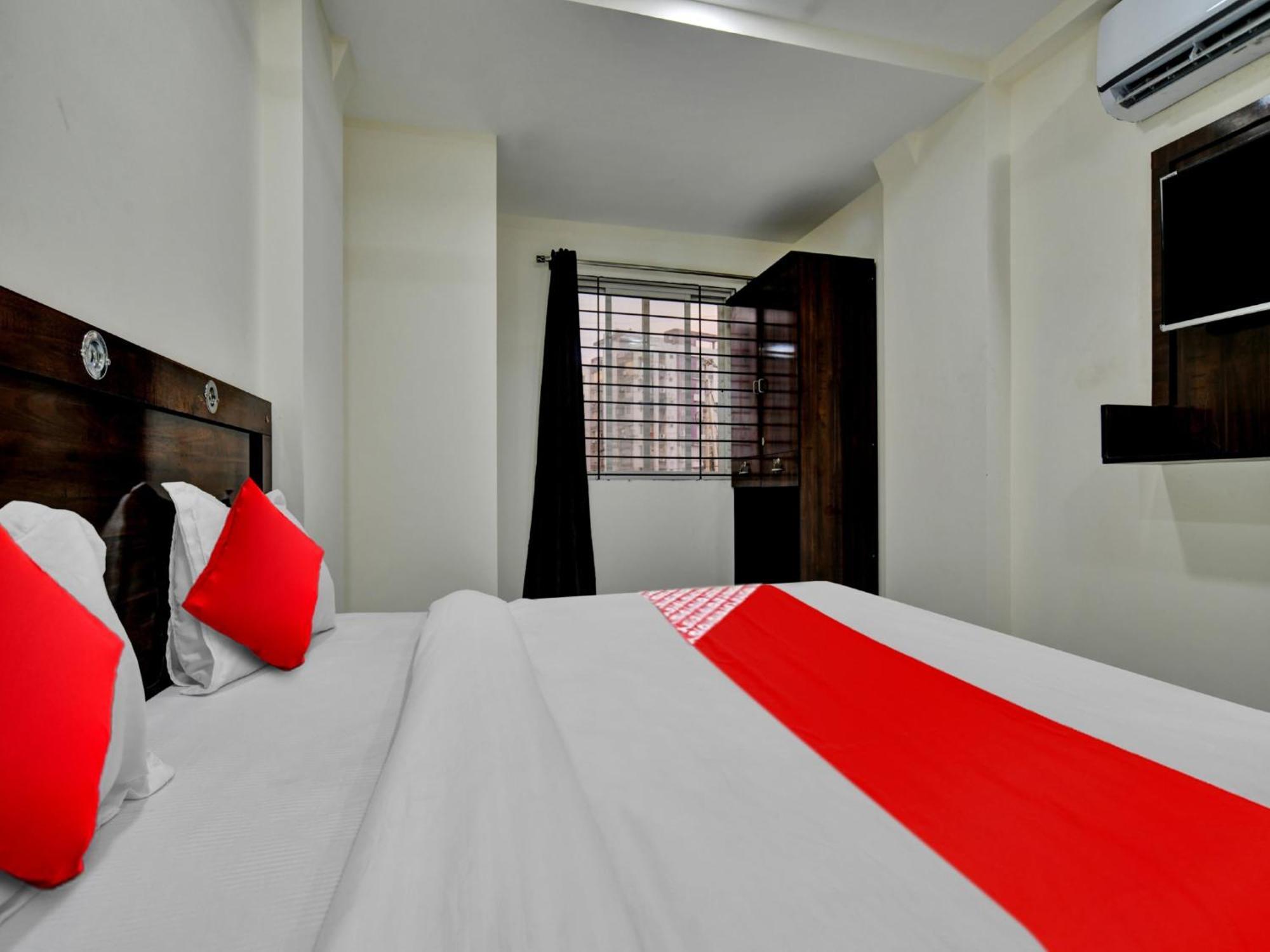 אינדורה Oyo Hotel Dr Greens מראה חיצוני תמונה